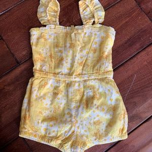 Baby Gap toddler girl Romper.